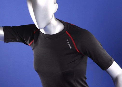 Тренировочная футболка  женская черная