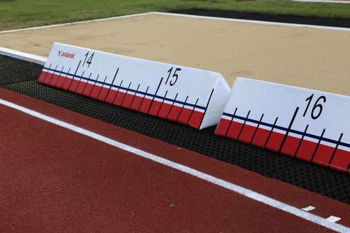 Линейка универсальная для измерения длины прыжка из пеноматериала LU-S283-T25