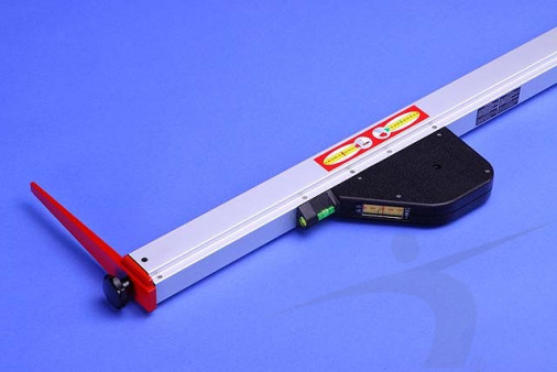 Вимірювальний пристрій для стрибків із жердиною