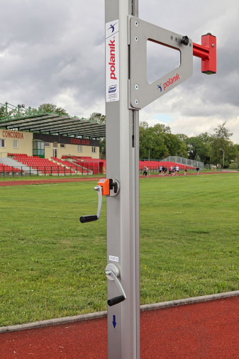 Стойка для прыжков с шестом соревновательная STT15-65