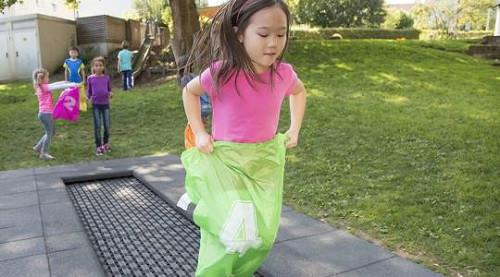 Батут встраиваемый  для детской площадки Track Playground