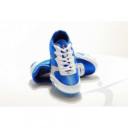 Шиповки для бега на средние и длинные дистанции