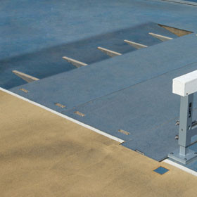 Покрытие для ямы с водой